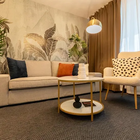 Lights & Comfort - 2br Апартаменты