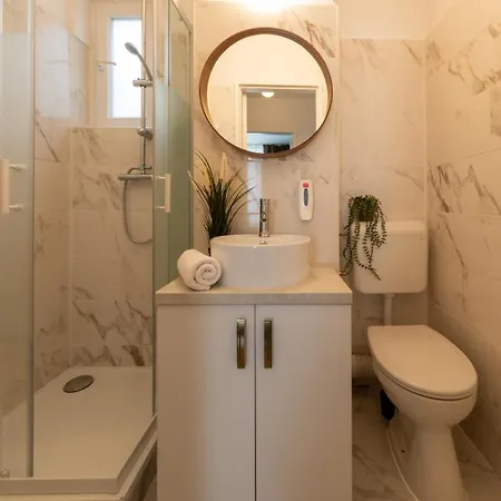 Lights & Comfort - 2br Bucharest