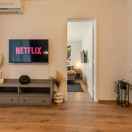 Apartment Lights & Comfort - 2br Bukarest