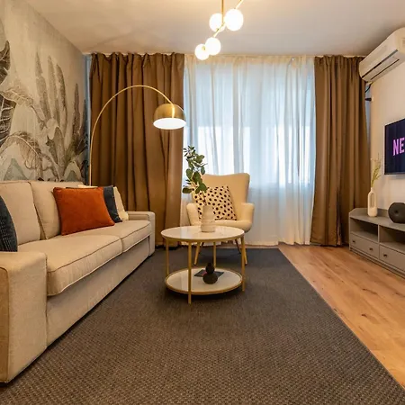 Lights & Comfort - 2br *