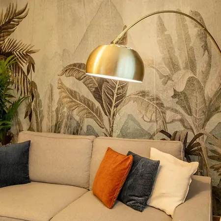 Lights & Comfort - 2br Apartment