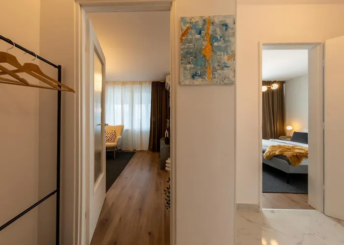 Lights & Comfort - 2br