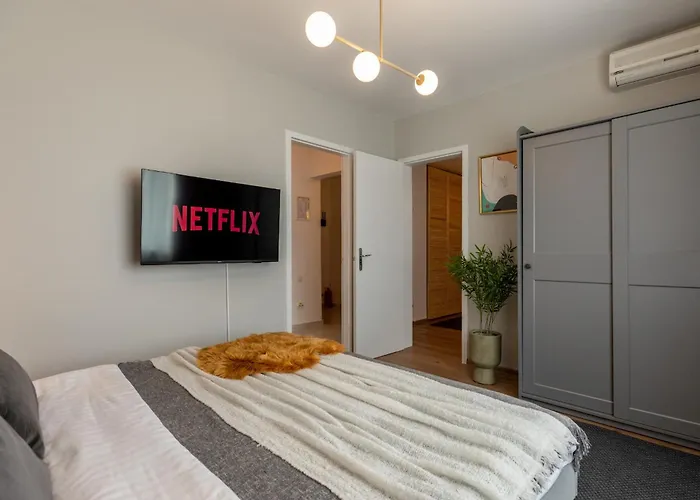 Appartement Lights & Comfort - 2br Boekarest